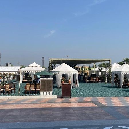 Grand Hotel Nawanshahr Nawashahr ภายนอก รูปภาพ